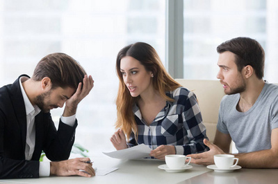 離婚困境中的財(cái)務(wù)難題 當(dāng)仇恨籠罩共同財(cái)產(chǎn)